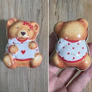 RARE FIND-Hallmark- Valentine Shaped Mini Tin - Teddy Bear Wearing Heart Shirt